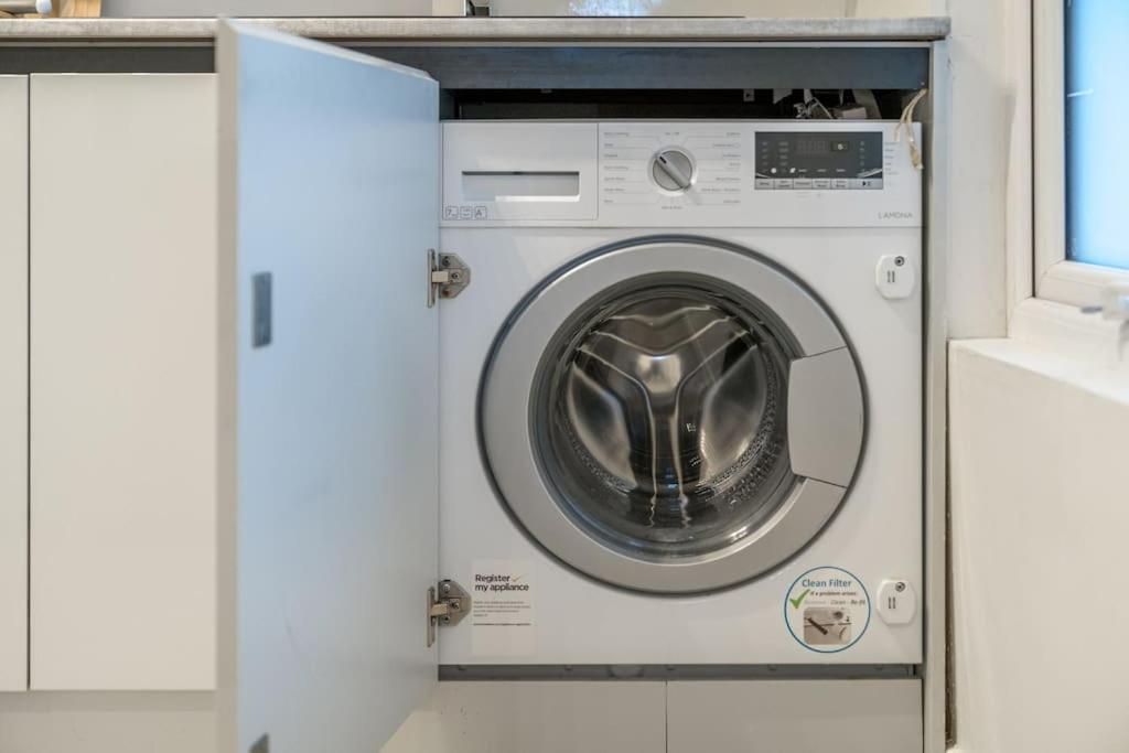 New 3Bed Stylish Apartment With Amazing Transport London Eksteriør billede
