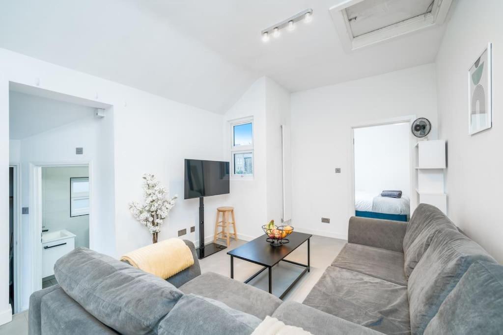 New 3Bed Stylish Apartment With Amazing Transport London Eksteriør billede